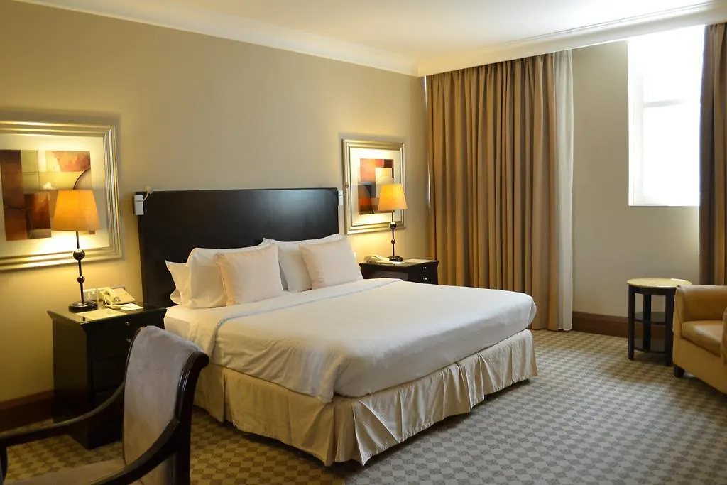 Sheraton Khalidiya Hotel Abu Dhabi 4*,  Förenade Arabemiraten